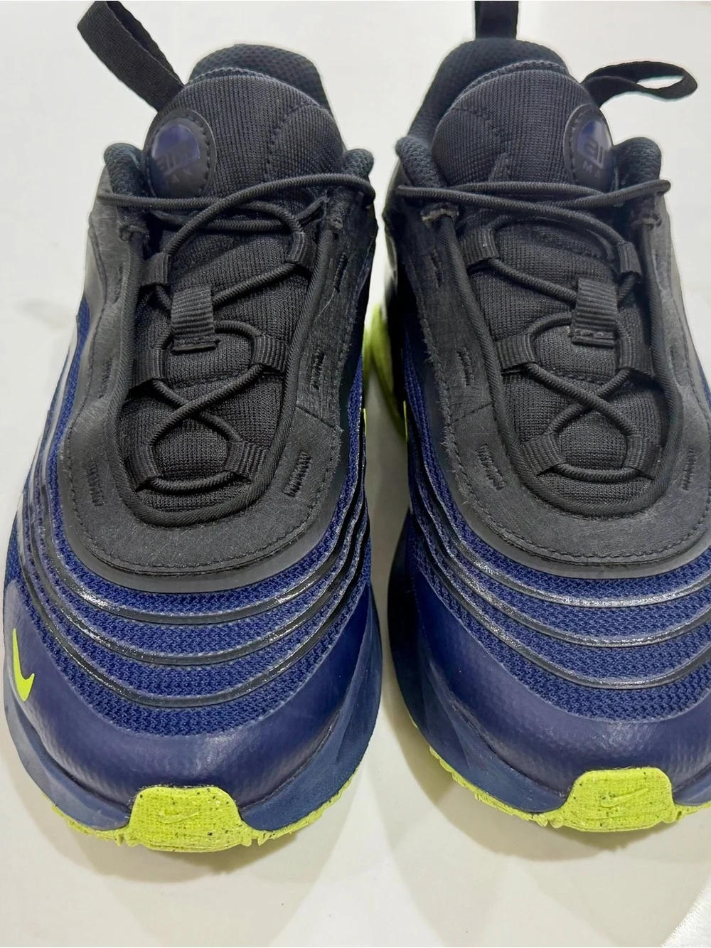Nike Air Max Fire PS Blackened Blue Volt Sneakers Size 3Y Youth EUC w/ Box